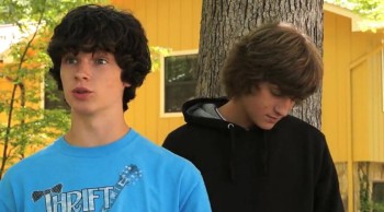 Ty helps out his estranged daughter with the hope tihat they can reconcile. He moves into her house with her two teenage children but the grandkids will find that old does not mean "washed up".  Ty challenges his grandson and with that starts a whole new lifestyle for the family.