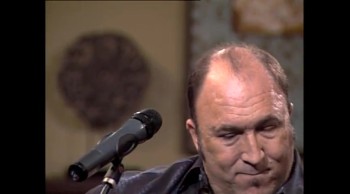 Join John Tracy in his guest appearance on Babbie's House as he performs his rendition of Amazing Grace. Learn more about John at www.johntracymusic.com. Learn more about Babbie Mason and Babbie's House at www.babbie.com.