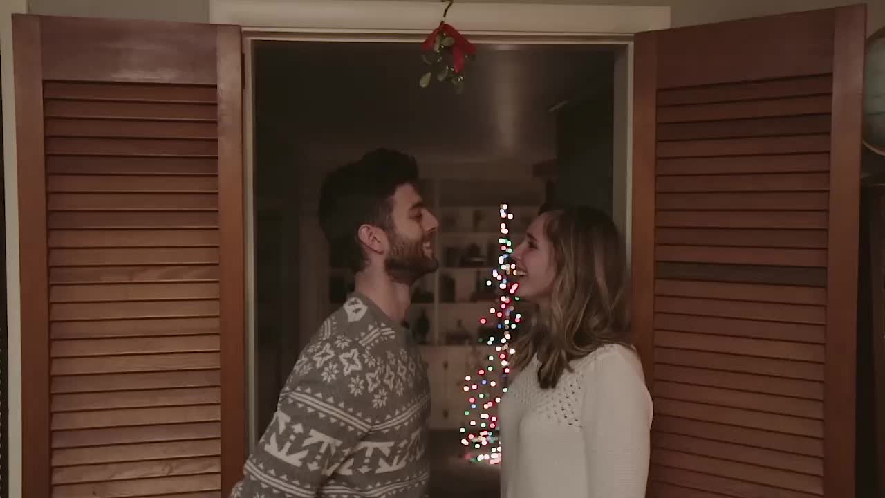 What do you see? (Christmas Illustration) Ministry Videos