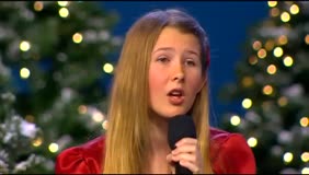 12 year old Molly Rae sings 'Away in a Manger' Live 