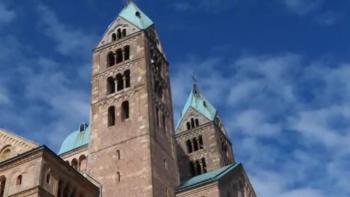 katedra romańska w Speyer - widok z zewnątrz 