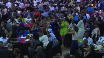 Major1.org (Prophet Shepherd Bushiri) dances in Service. 