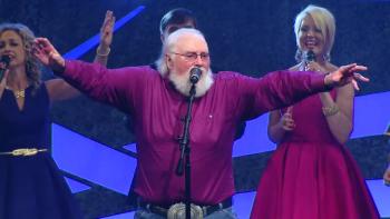 Charlie Daniels performing 'He's Alive' at Easter 