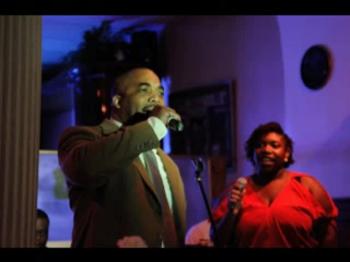 <br />This is Gospel House at it's best! Wait, we have tribal drums, a deep Chicago House bassline, and inspirational spoken word lyrics that get the praise going and the house jumping!<br /><br />Enjoy this perfect blend of praise, worship and spoken word blend of urban contemporary gospel house!