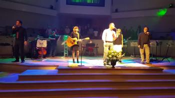 Aloma Baptist Church's praise team and choir lead in singing Chris Tomlin's "Here For You".  Aloma continues to worship the Lord.
