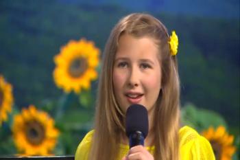'It Is Well with My Soul' sung by 11 year old Molly Rae 