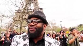 LOUVOR BEM ANIMADO EU AMO ESSE LOUVOR!!!!!