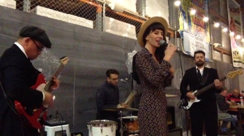 Hire a coach of singing lessons in South Yarra from the Mac Project Studio if you want to improve your voice tone and influential power. Work with our artists to gain professional level singing expertise in a minimum period of time.  https://themacproject.com.au/