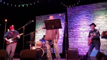 Night Divine original song Save Me (based on Psalm 116) live at the Cup O Joy in Green Bay, Wisconsin<br /><br />https://www.nightdivine.com<br /><br />God Bless You!