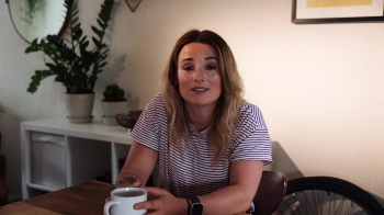 In this video Susannah talks honestly about her struggles with body image and <br />mental health. She talks honestly about how it was only through the love and power of jesus she has been able to accept who she is and love herself. 