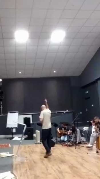 Mark Gamblin- Nightly UK Revival Meetings with Doxa Encounters Ministries