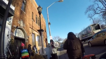 Infuriating women with pit bull confronted biblical preacher in abortion clinic