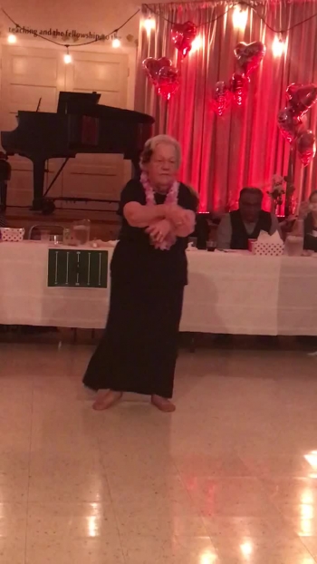 82 year old grandma does the hula at 60th wedding anniverary 