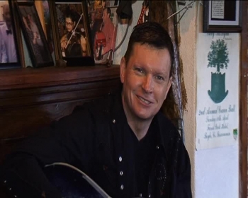 James Kilbane - When My Race Is Run.<br />Stream: https://spoti.fi/2XFfQTE<br />www.jameskilbane.net<br /><br />Facebook: https://www.facebook.com/james.kilbane.5/