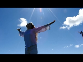 This is a song my sister and I composed to convey our feelings of what the resurrection means to us---how Christ victory has overcome not only death, but our own tombs, and graves that bury us, and weigh us down. We wrote it at time when we were feeling buried by fear, anxiety, depression, and pain. We hope that some of our feelings and words expressed in this song with speak to you of the joy of Christ's victory, and resurrection in every detail of every day, of every moment, in every person, and the power it can have to transform us all-----and bring us back to life right now. Bessie Skeem and Stephanie Skeem are singing the vocals. Bessie is also playing on the Ukulele. And my awesome mom, Jeanette Skeem is playing on the Slit drum.<br /><br />Lazarus Song Words and music by Bessie and Stephanie Skeem Copyright 2019 <br /><br />Get this song on itunes<br />https://itunes.apple.com/album/id1461145647?ls=1&app=itunes<br /><br />Apple music https://itunes.apple.com/album/id/1461145647