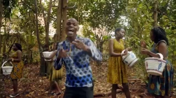 Kato Brian is the singer of this song.Bintadde literally means that the traffic lights have released me.