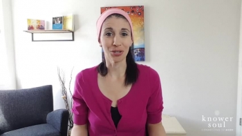 After praying to Jesus for a message that He wanted me to share with others, I received this amazing message in a dream. What He said of faith it beautiful.<br /><br />Join Speaker and Author, Lisa Hromada, for this episode of Knower Soul™.<br /><br />https://www.youtube.com/watch?v=9yaWrfLXJek