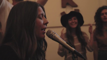 Refuge (Acoustic Worship Video) - Kira Fontana 