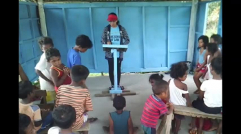 kyrkbygget i Serum och matutdelning<br />läs mer. www.mercymission.se