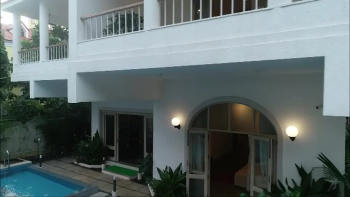 Want to have the best stay in Goa? Pruthvi Villa is a contemporary hi-end luxury villa with a private pool in North Goa. Close to Anjuna Beach, its Mediterranean style is a tropical delight.