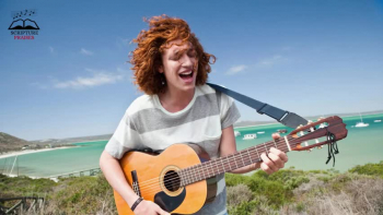 Scripture Praises sings "Make A Joyful Noise" from Psalm 100.  Go to www.scripturepraises.com to stream audio tracks for free, download audio tracks, download free Chord and Lyric sheets and more.......  