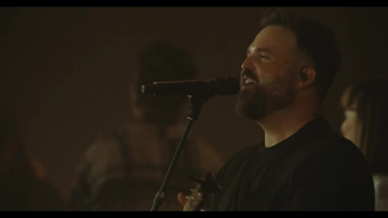 <p>Watch Cody Carnes perform "Good (Can't Be Anything Else)".</p>
