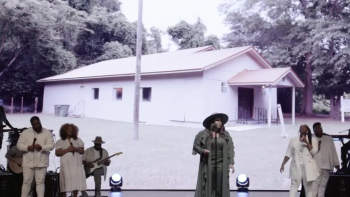 <p>Watch&nbsp;to Tasha Cobbs Leonard perform "The Church I Grew Up In".</p>
