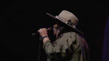 <p>Watch Tasha Cobbs Leonard perform "It Is Well".</p>
