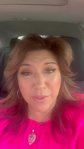 Abundant | Morning Devotion | April 9 | Destiny Yarbrough | Find Christian TV At www.abundanttv.com #Sundaymotivations  #faith #abundant #abundanttv #Christianity #christian #SundayVibes  #morningdevotion