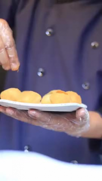 Bringing the street food fiesta to my plate with this lip-smacking chaat creation.