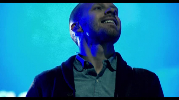 <p>Legendary Christian musician Chris Tomlin turned in a moving live performance of his hit song &ldquo;Whom Shall I Fear (God of Angel Armies).&rdquo;</p>

<p>The world can be a dark, brutal and scary place. Most of the time, sadly, it&rsquo;s not a kind or forgiving location. People can and do cruelly and needlessly inflict an incredible amount of emotional and physical pain upon one another.</p>

<p>However, no matter what horrible situation or circumstance we may encounter, Christians have no reason to fear evil. The Bible makes it clear in the Old Testament book of Isaiah that we are not to have any fear. God is our strength, and His right hand will be our support in any and every conflict or situation.</p>

<p>Chris imparts the idea and message that God is our strength and support in times of fear and great uncertainty in his song &ldquo;Whom Shall I Fear (God of Angel Armies).&rdquo; It&rsquo;s also a song about having faith and trusting in the Lord, knowing that whatever happens, He will be right there going through it with us.</p>

<p>The song&rsquo;s memorable, truth-filled and catchy chorus reminds us about the mighty and powerful God we serve.</p>

<p>&ldquo;I know who goes before me</p>

<p>I know who stands behind</p>

<p>The God of angel armies</p>

<p>Is always by my side&rdquo;</p>

<p>Anyone who has been alive for any significant amount of time knows life is not always pleasant. Unfortunately, we&rsquo;ll all encounter excruciatingly painful and heartbreaking situations. It may even get to the point where we&rsquo;re so overwhelmed and beaten down that giving up and throwing in the towel seems like the best course of action. But regardless of the circumstance, we can rest assured that the one true King is always by our side.</p>

<p><em><strong><a href="https://www.godtube.com/bible/isaiah/41-10">Isaiah 41:10</a></strong> &ldquo;Have no fear, for I am with you; do not be looking about in trouble, for I am your God; I will give you strength, yes, I will be your helper; yes, my true right hand will be your support.&rdquo;</em></p>
