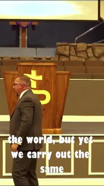 Pastor Phil Taylor Preaching at the Batavia Baptist Temple