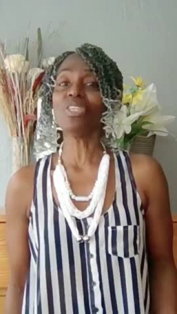 A heart of worship lifted to the Lord! ✨
Join me in this short moment of praise as I sing a clip of “Here I Am to Worship.” May this song remind us of the beauty of God’s presence and the joy of surrendering our hearts to Him.