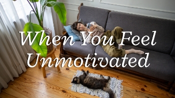 Heavenly Father,
I’m tired tonight. Daily responsibilities feel overwhelming, and my motivation is low. Even good things—like prayer and reading Your Word—can feel like too much if I let weariness take over. Forgive me for giving up instead of asking You for strength.

Help me remember that You don’t need me to feel motivated. You ask me to take one small step, trusting Your Spirit will renew me. Tomorrow, give me strength to do the next right thing, even if it’s small. Remind me that mundane moments matter when done in love.

Thank You that Your grace meets me in weariness, and the harvest will come in Your timing.
In Jesus’ name, Amen.
