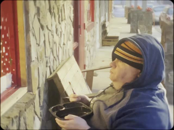 A journey in the life of a artist with autism and proof that no matter what we may face we can overcome with a positive outlook. Although nonverbal The G man draws and paints his message of a world were Everybody Smiles.