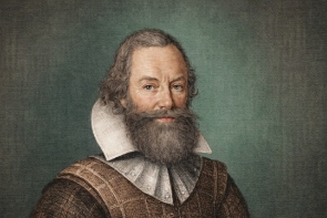rcthehistorybuff.com
Historians regard these two colonies as the foundational English settlements in North America, as they established the first permanent communities that influenced the future of the United States of America. 

Jamestown was the first permanent English settlement with an economic focus, while Plymouth, the second colony, was more focused on religious freedom.