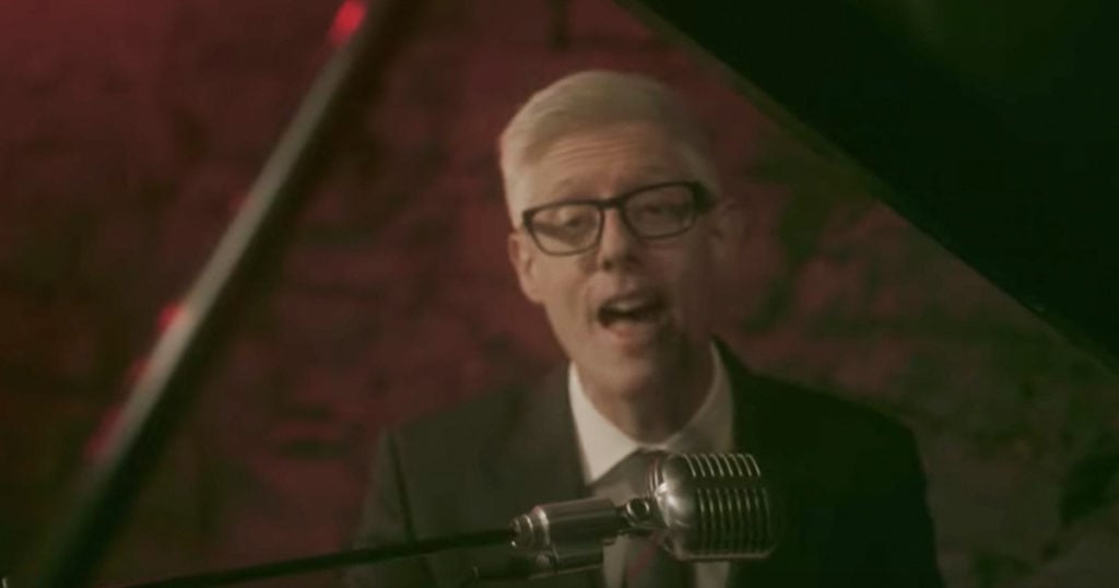 Matt Maher's Jazzy 'Jingle Bells'