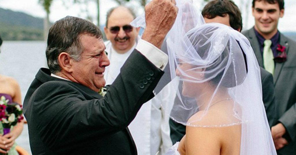 godupdates 10 Times Where Father Of The Bride Breaks Down 3