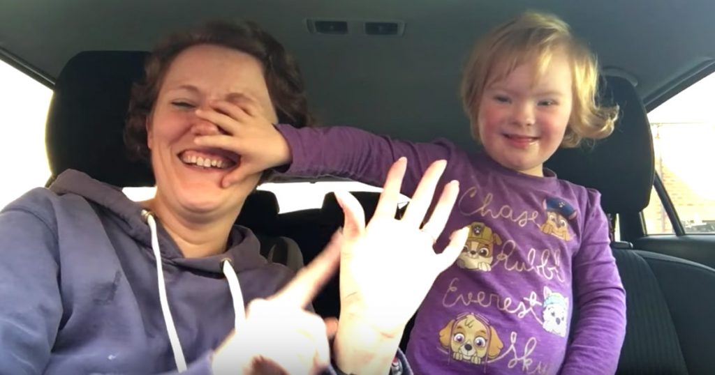 50 Moms Perform Lip Sync With Children With Down Syndrome