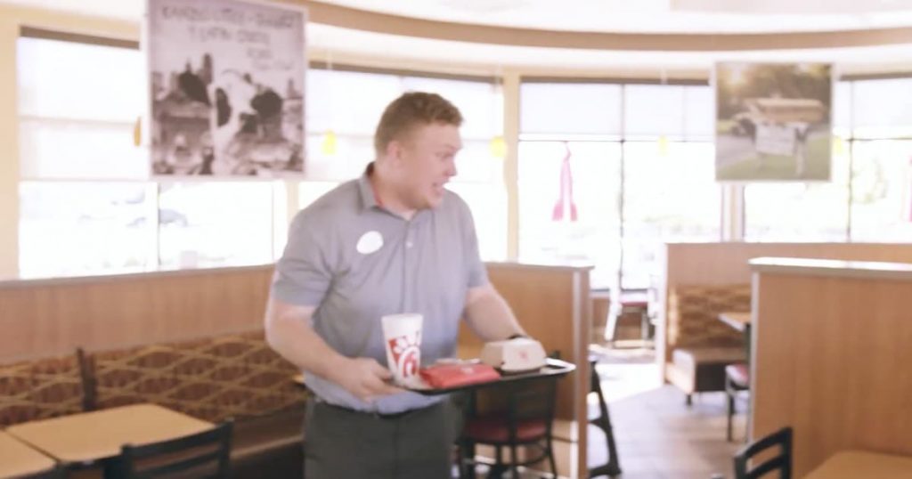 Chick-Fil-A Employee's My Pleasure Song_GodUpdates