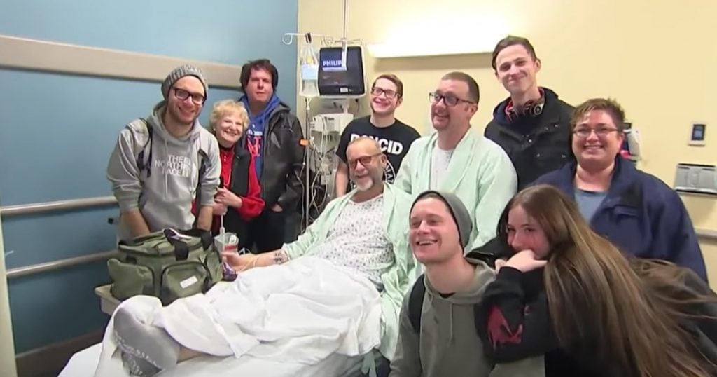 Man Gets A Kidney After Wearing A T-Shirt To Walk Disney World