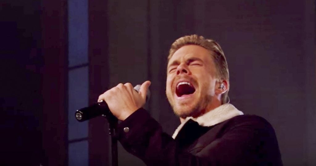 Derek Hough Performs Original Song 'Hold On'