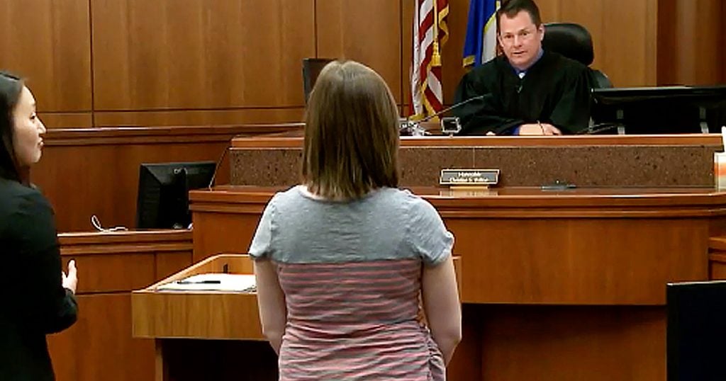 Judge Preforms Former Heroine Addict Marriage