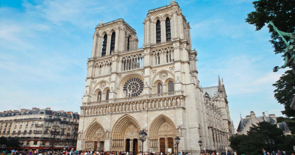 gargoyles notre dame cathedral