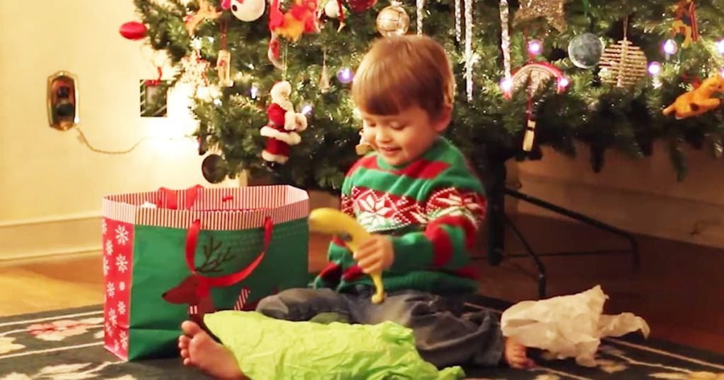 Little Boy Receives Vegetables For Christmas_GodUpdates