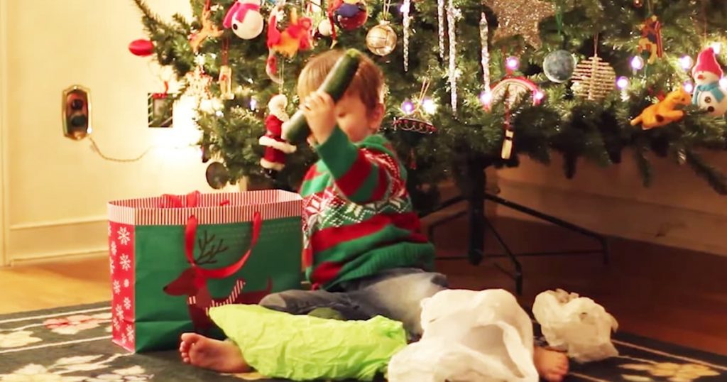 Little Boy Receives Vegetables For Christmas_GodUpdates