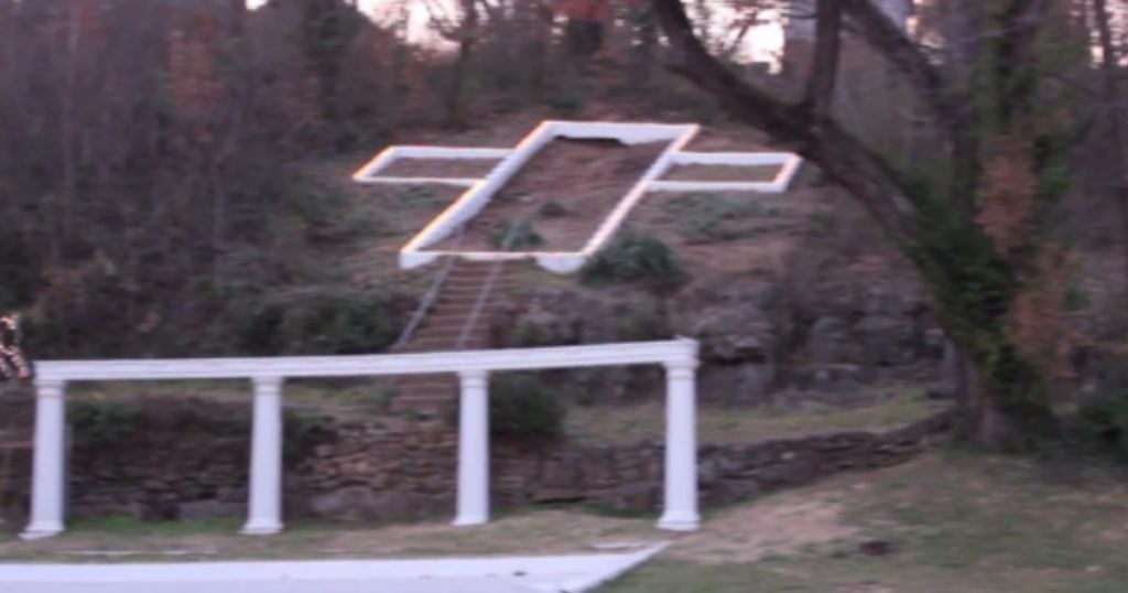 godupdates missouri city refuses atheists' demands to remove the cross from public park fb