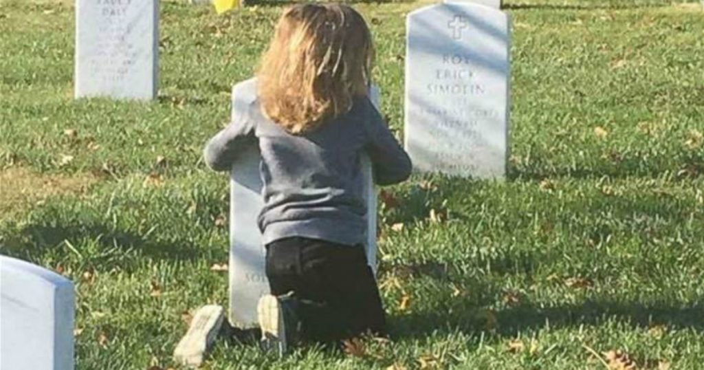 godupdates two sons visited their father's grave viral photos 2