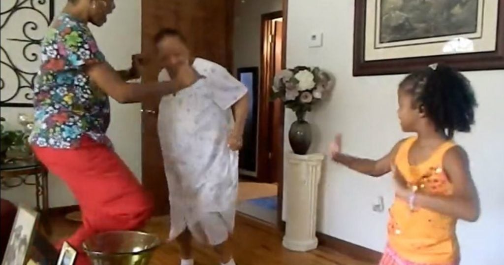 godupdates 94-year-old grandma dances with family