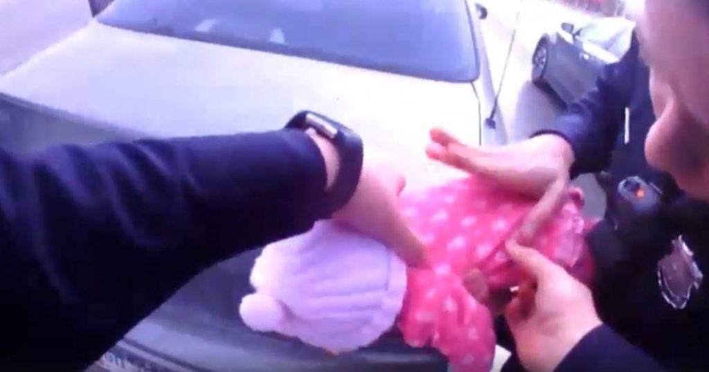 godupdates police saves choking baby girl